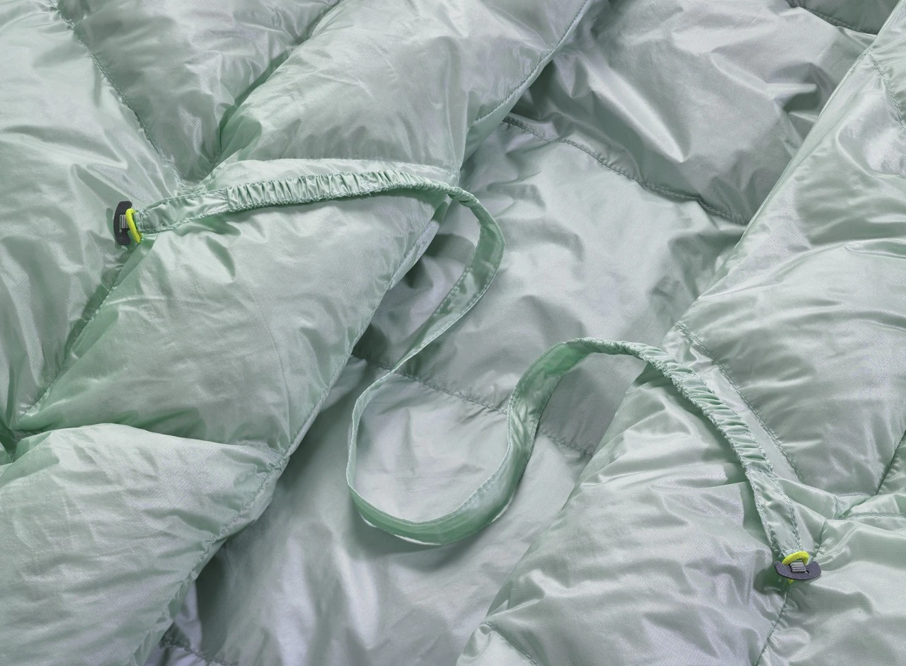 Therm-a-Rest Thermarest Vesper 32F/0C Quilt 7 Therm-a-Rest Thermarest Vesper 32F/0C Quilt – Image 7